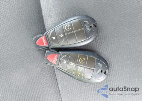 2010 Dodge Journey Sxt z USA, uszkodzony, nr VIN 3D4PG5FV1AT145226